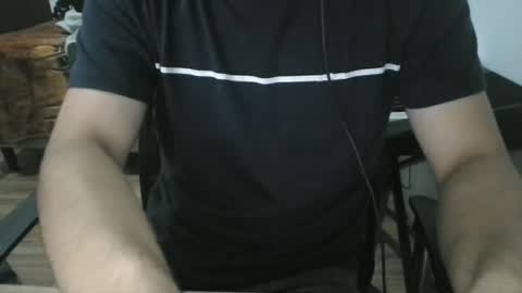 Snapshot of miamorr_ chatting on 10-17-25, 05:43 miamorr_ online show from 10-17-25, 05:43