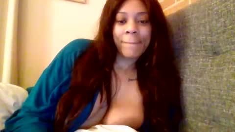 MiaMuffn online show from 04-14-26, 08:09