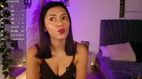 Snapshot of miaoconell chatting on 04-08-26, 11:54 miaoconell online show from 04-08-26, 11:54