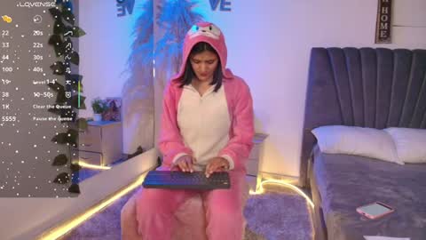 Snapshot of miaoconell chatting on 04-29-26, 05:30 miaoconell online show from 04-29-26, 05:30
