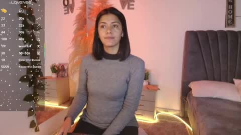 Snapshot of miaoconell chatting on 05-04-26, 12:23 miaoconell online show from 05-04-26, 12:23