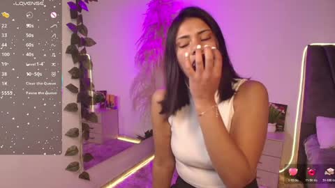 Snapshot of miaoconell chatting on 05-26-26, 12:06 miaoconell online show from 05-26-26, 12:06
