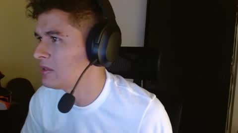 Snapshot of miaou_miaou chatting on 10-05-25, 12:20 miaou_miaou online show from 10-05-25, 12:20