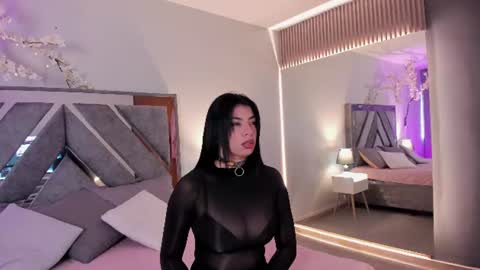 Mia  online show from 07-28-26, 12:12
