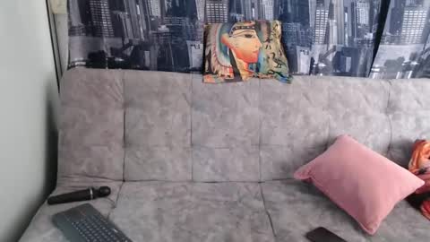 Mia Peyton   online show from 01-30-25, 05:06