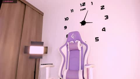  180126  - starts at 1400PM  online show from 04-28-26, 07:02