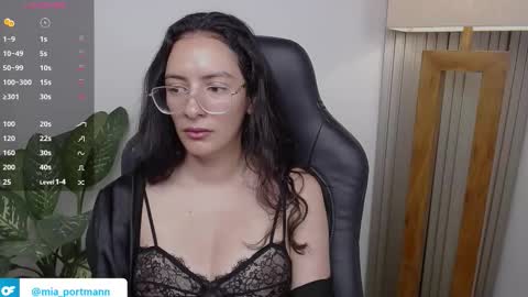 MIAPORTMANN online show from 02-18-26, 08:10