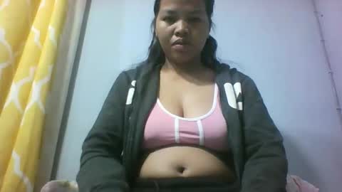 Snapshot of miarii chatting on 09-28-25, 05:35 miarii online show from 09-28-25, 05:35
