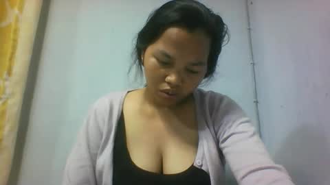 Snapshot of miarii chatting on 10-11-25, 05:17 miarii online show from 10-11-25, 05:17