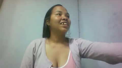 Snapshot of miarii chatting on 10-12-25, 06:23 miarii online show from 10-12-25, 06:23