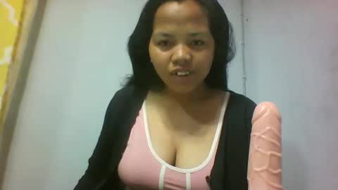 Snapshot of miarii chatting on 10-15-25, 04:34 miarii online show from 10-15-25, 04:34