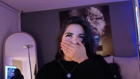 MiaHancock online show from 09-17-25, 01:51