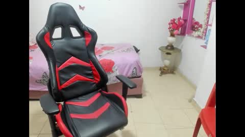 miasexi_hot11 online show from 04-22-26, 10:55