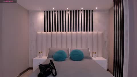 Mia Silva online show from 06-25-26, 10:53