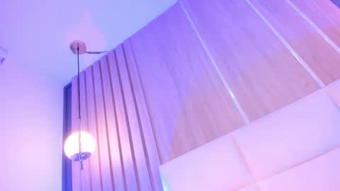 Snapshot of miasphencer chatting on 02-27-25, 10:42 Mia online show from 02-27-25, 10:42