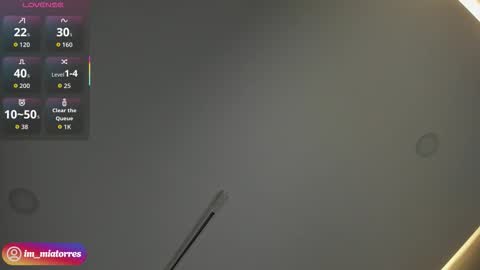 miatorres4 online show from 12-23-25, 03:37