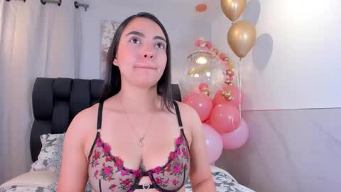 miavelvet1 online show from 12-01-25, 01:38