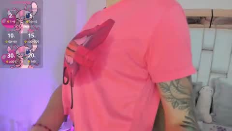 Mia Villalobos online show from 09-12-25, 12:05