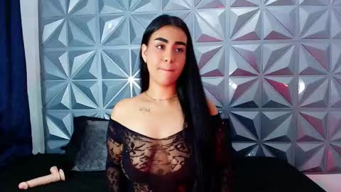 Snapshot of miawhithee chatting on 03-28-26, 05:07 Ma Whithe online show from 03-28-26, 05:07