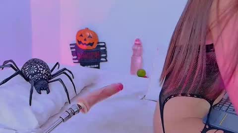Snapshot of miawills1 chatting on 10-07-25, 01:08 LINAY And VALENTINA - INSTAGRAM LINAY MVP online show from 10-07-25, 01:08