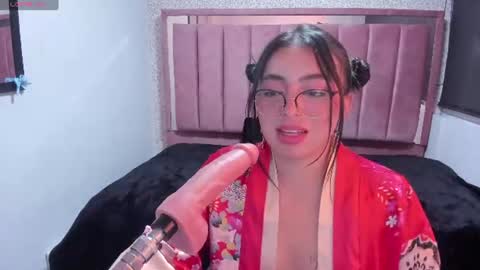 M I A W I L S online show from 07-19-26, 07:34