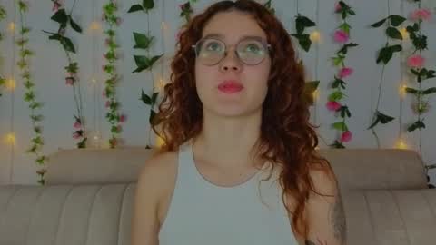 Mia Winx  online show from 09-28-25, 01:11