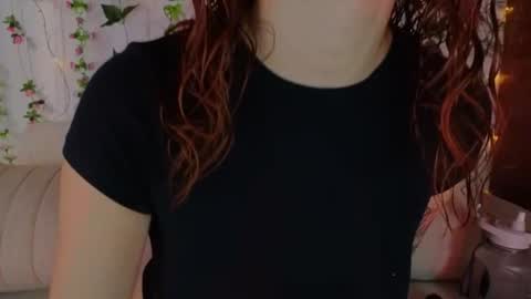 Mia Winx  online show from 10-25-25, 09:31