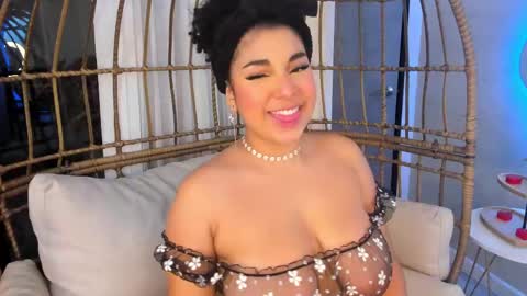 Mia online show from 02-19-25, 04:01