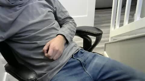 Snapshot of mic6969mic chatting on 12-17-24, 03:06 mic6969mic online show from 12-17-24, 03:06