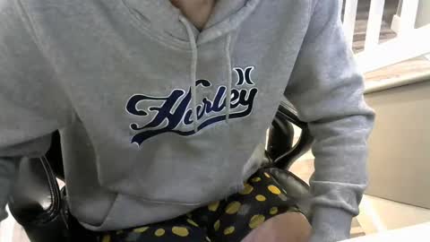 Snapshot of mic6969mic chatting on 01-28-25, 07:32 mic6969mic online show from 01-28-25, 07:32