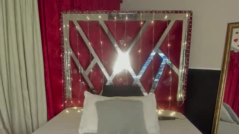 Snapshot of micaelahott_ chatting on 03-15-26, 02:39 micaelahott_ online show from 03-15-26, 02:39