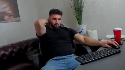 Snapshot of micahlane chatting on 10-30-25, 05:20 MicahLane online show from 10-30-25, 05:20