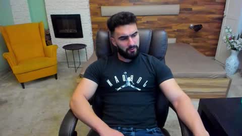 Snapshot of micahlane chatting on 11-23-25, 05:29 MicahLane online show from 11-23-25, 05:29