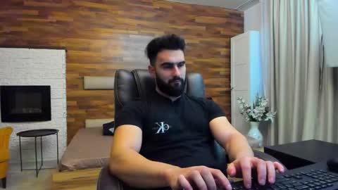 Snapshot of micahlane chatting on 11-28-25, 06:05 MicahLane online show from 11-28-25, 06:05