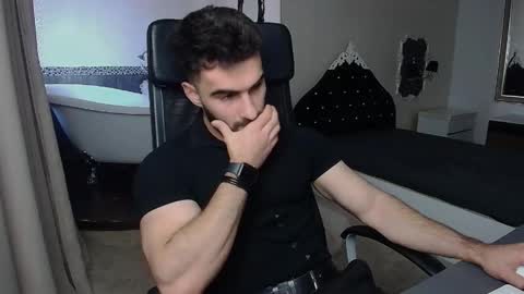 Snapshot of micahlane chatting on 05-11-26, 04:51 MicahLane online show from 05-11-26, 04:51