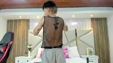 Michael online show from 10-10-25, 07:57