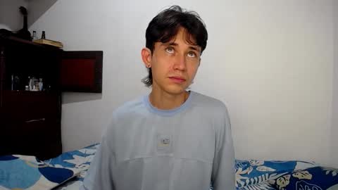 Snapshot of michaeel_blue chatting on 05-21-26, 11:34 Michael online show from 05-21-26, 11:34
