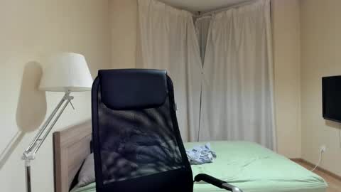 Snapshot of michael_birkin chatting on 12-25-24, 03:50 Michael Birkin online show from 12-25-24, 03:50