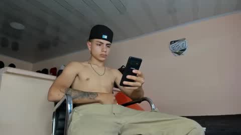 Michael Boy online show from 02-02-25, 08:30