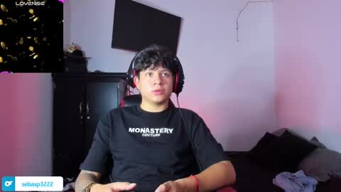 michael independent model  online show from 01-21-25, 11:34