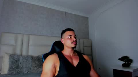 Michael online show from 10-28-25, 04:49