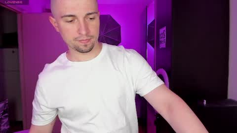 Michael online show from 07-28-26, 05:34