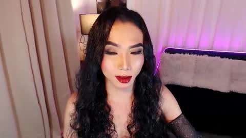 michaelagoddess online show from 11-15-25, 12:08