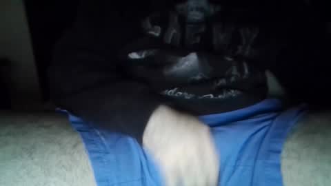 Snapshot of michaelc1214 chatting on 12-14-25, 02:28 michaelc1214 online show from 12-14-25, 02:28