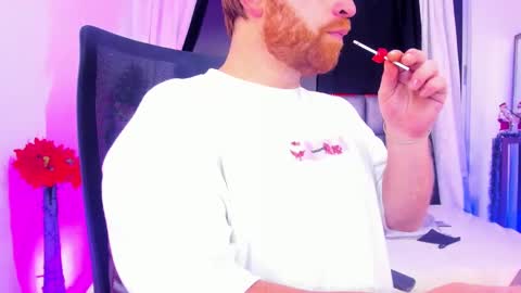 Michael  Contenido explcito online show from 01-02-25, 05:03