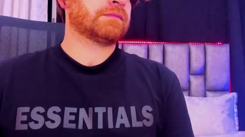 Michael  Contenido explcito online show from 02-10-25, 04:19