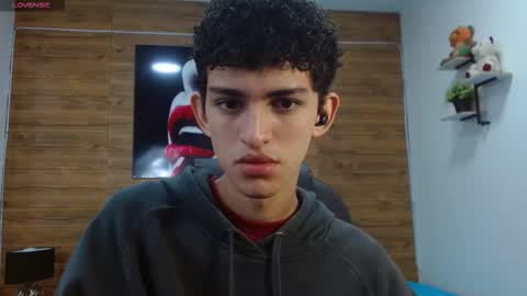 Snapshot of michaelkoiv chatting on 12-03-25, 12:14 michaelkoiv online show from 12-03-25, 12:14