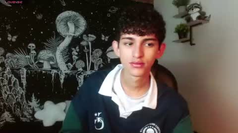 Snapshot of michaelkoiv chatting on 06-24-26, 12:37 michaelkoiv online show from 06-24-26, 12:37