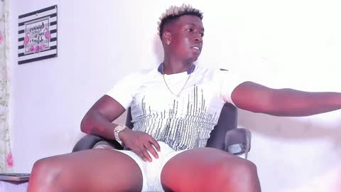 Michaell online show from 12-28-24, 01:39