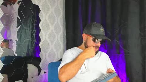 Michaell online show from 02-25-25, 04:24